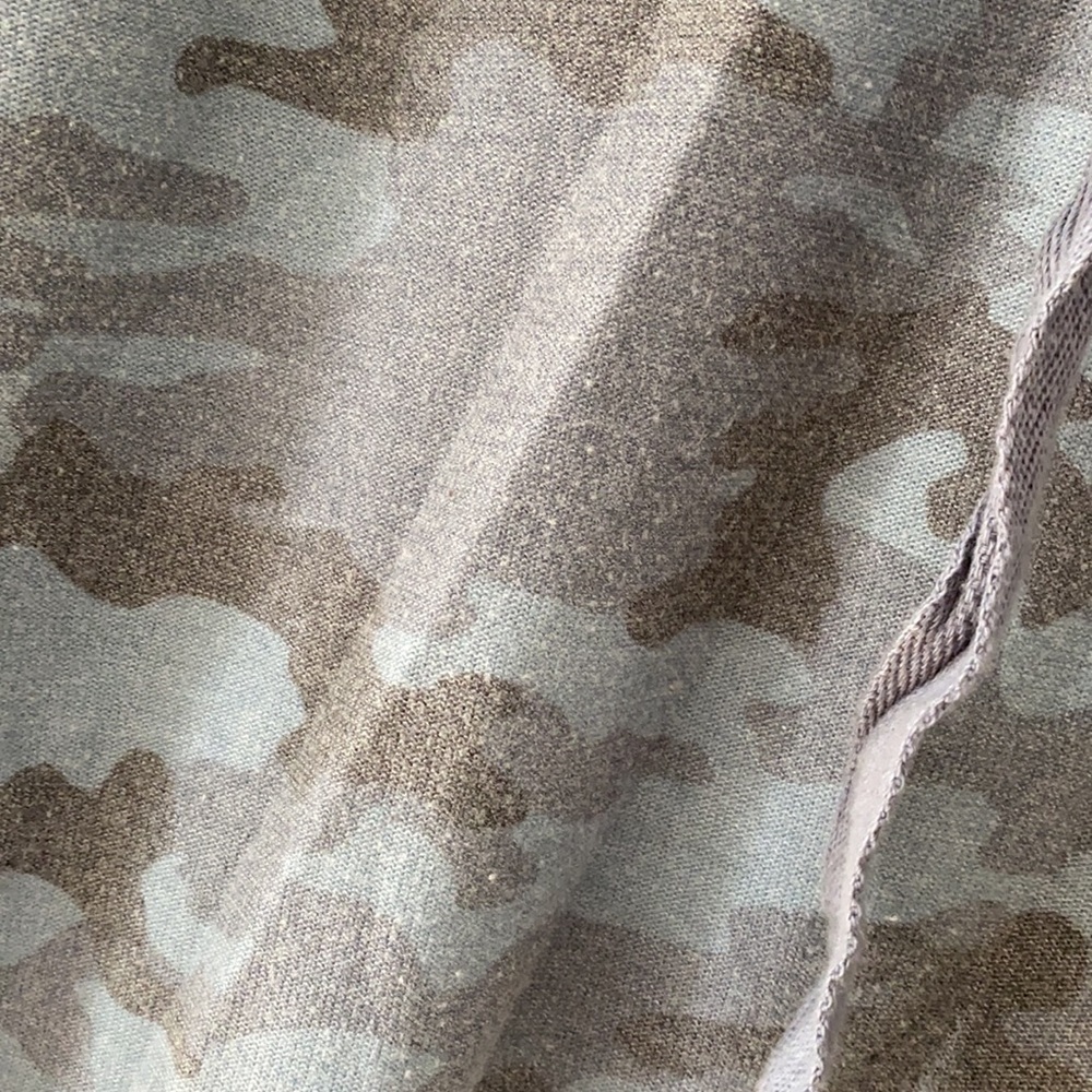 Chasor camo hoodie with thumb holes - Picture 2 of 7